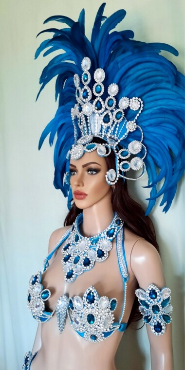 Miss Glamurosa Costumes | New Handade Samba Costumes | Lookbook