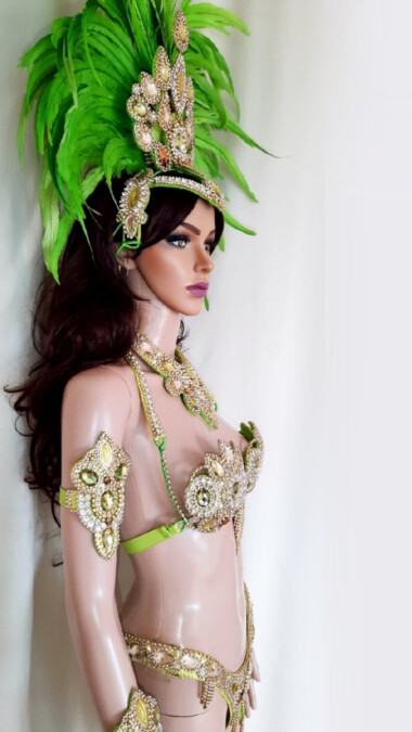 Lookbook Miss Glamurosa Costumes